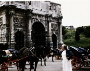 alg0066  Triomboog bij het Colosseum in Rome. Ria Löring