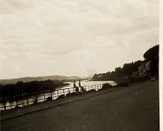 1952_vakantie_Am_Rhein